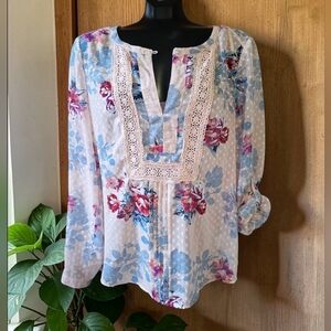 Daniel Rainn Women’s Crochet  Lace-Trim Floral Blouse in Light Pink & Blue Sz L
